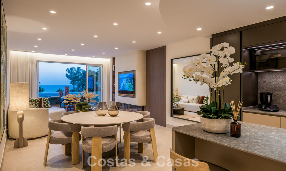Penthouse avec vue sur la mer à vendre dans une résidence sécurisée en bord de mer, sur le New Golden Mile, entre Marbella et Estepona 785075