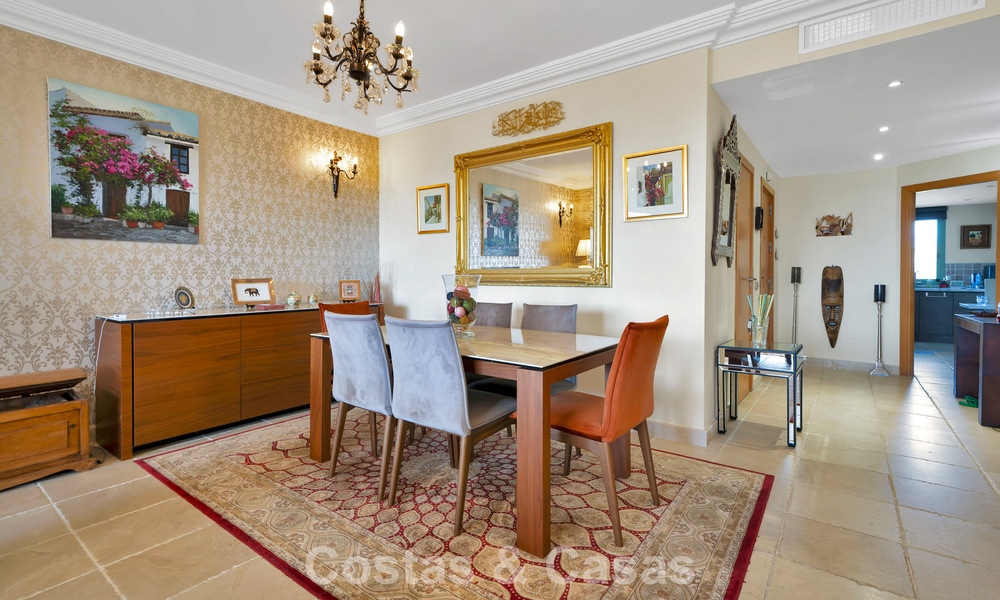 Appartement 3 chambres à vendre avec vue sur le jardin et la mer, prêt à emménager, au Los Flamingos Golf Resort à Marbella - Benahavis 785088