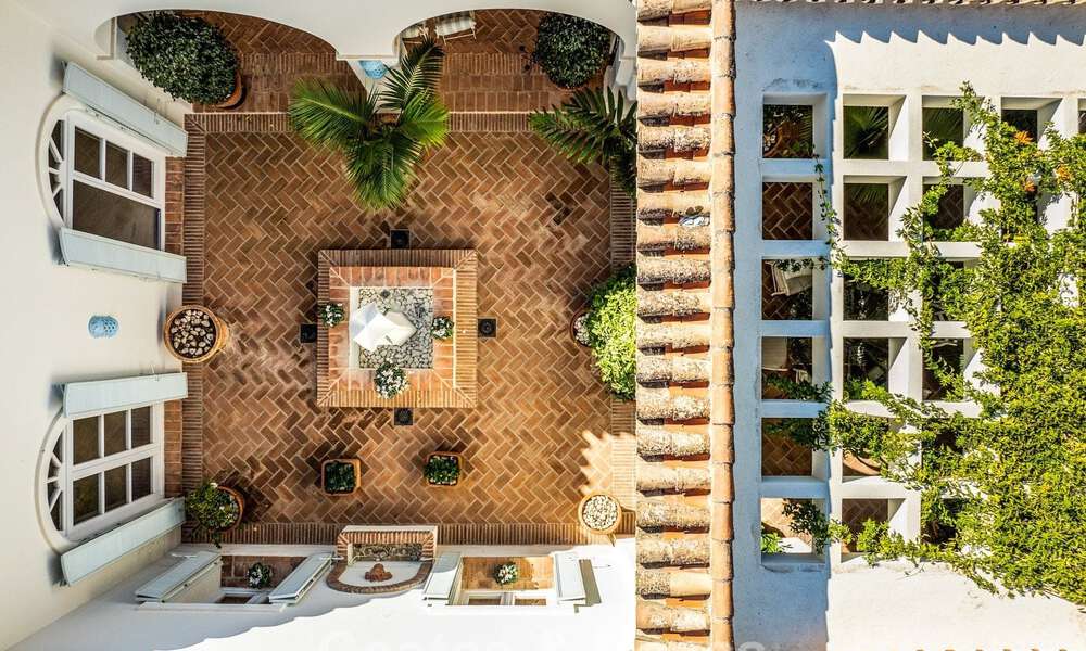 Superbe villa méditerranéenne à vendre dans une résidence sécurisée sur le Golden Mile de Marbella 785111