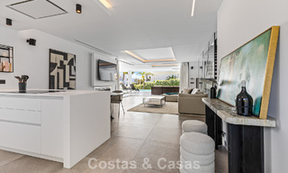 Villa de luxe contemporaine, prête à emménager, à vendre sur le parcours de golf du New Golden Mile, Marbella - Estepona 785127 