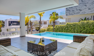 Villa de luxe contemporaine, prête à emménager, à vendre sur le parcours de golf du New Golden Mile, Marbella - Estepona 785170 