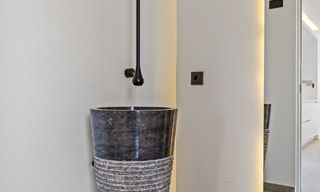 Villa de luxe contemporaine, prête à emménager, à vendre sur le parcours de golf du New Golden Mile, Marbella - Estepona 785180 