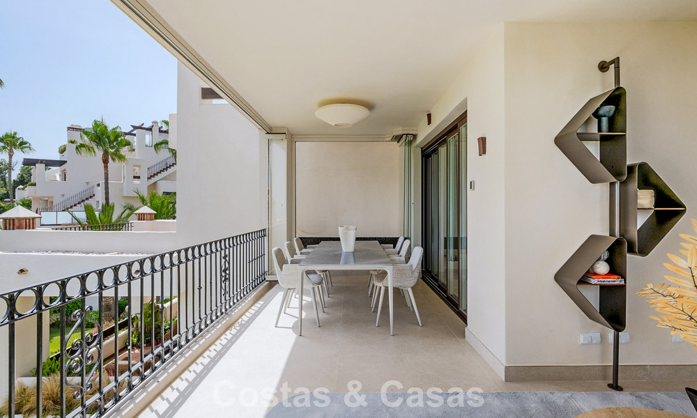 Appartement avec vue sur la mer à vendre en bord de mer, sur le New Golden Mile, entre Marbella et Estepona 785213