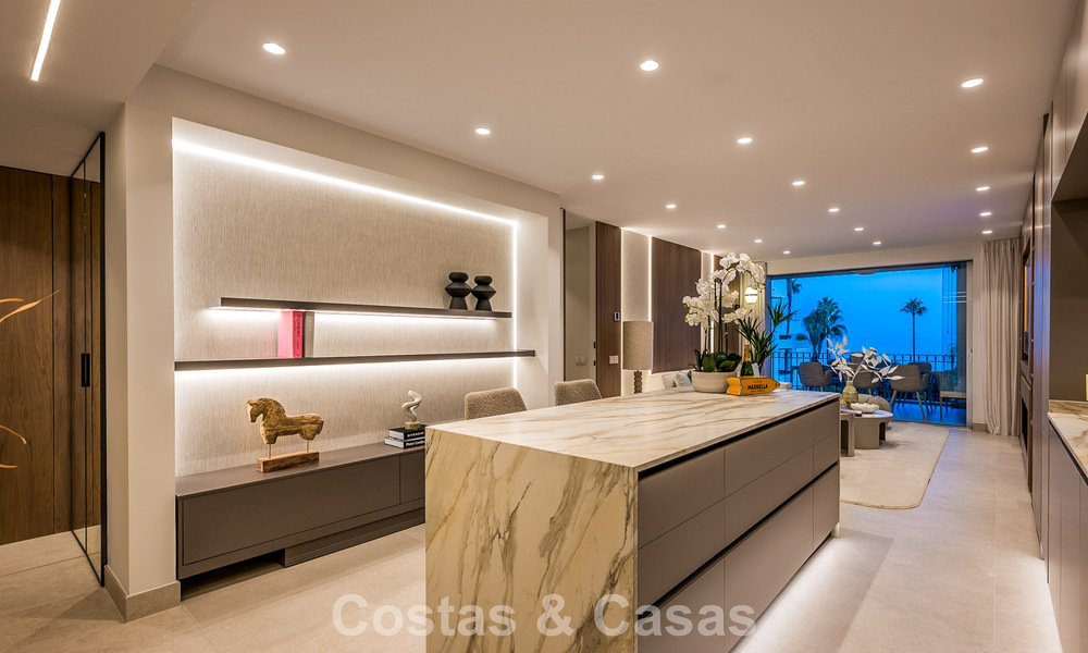 Appartement avec vue sur la mer à vendre en bord de mer, sur le New Golden Mile, entre Marbella et Estepona 785232