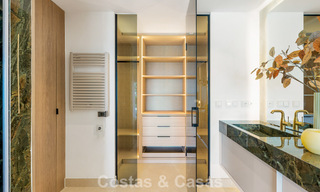 Appartement avec vue sur la mer à vendre en bord de mer, sur le New Golden Mile, entre Marbella et Estepona 785241 