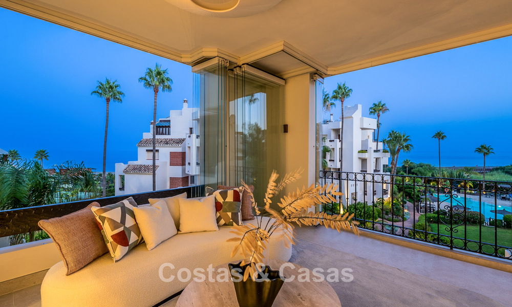 Appartement avec vue sur la mer à vendre en bord de mer, sur le New Golden Mile, entre Marbella et Estepona 785242