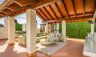Penthouse rénové avec vue sur la mer à vendre en front de mer sur le New Golden Mile, entre Marbella et Estepona 785273 