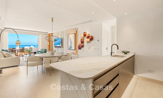 Penthouse rénové avec vue sur la mer à vendre en front de mer sur le New Golden Mile, entre Marbella et Estepona 785280 