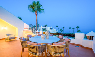 Penthouse rénové avec vue sur la mer à vendre en front de mer sur le New Golden Mile, entre Marbella et Estepona 785285 