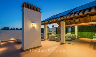Penthouse rénové avec vue sur la mer à vendre en front de mer sur le New Golden Mile, entre Marbella et Estepona 785288 