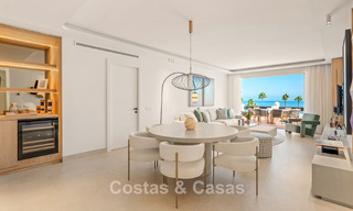 Penthouse rénové avec vue sur la mer à vendre en front de mer sur le New Golden Mile, entre Marbella et Estepona 785303 
