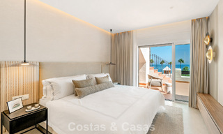 Penthouse rénové avec vue sur la mer à vendre en front de mer sur le New Golden Mile, entre Marbella et Estepona 785306 