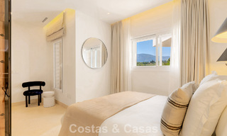 Penthouse rénové avec vue sur la mer à vendre en front de mer sur le New Golden Mile, entre Marbella et Estepona 785322 