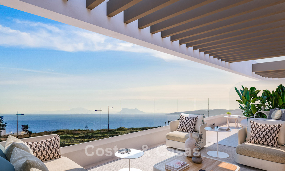 Lancement! Appartements innovants sur plan avec vue panoramique sur la mer à vendre près du centre-ville d'Estepona 785257