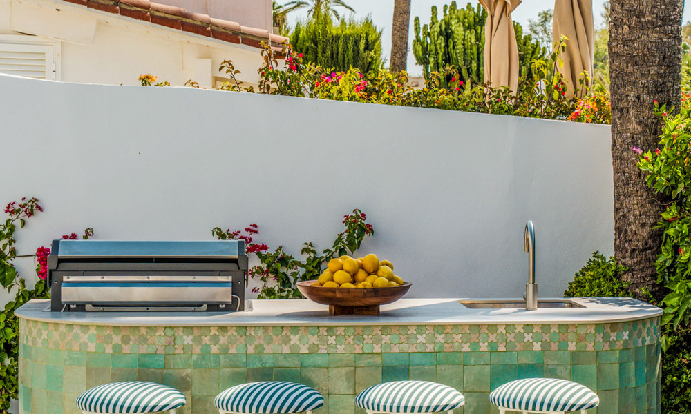 Luxueuse propriété en bord de mer avec vue sur la mer, à vendre, sur la plage, sur le prestigieux Golden Mile de Marbella 785339