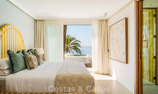 Luxueuse propriété en bord de mer avec vue sur la mer, à vendre, sur la plage, sur le prestigieux Golden Mile de Marbella 785340 