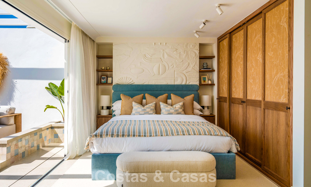 Luxueuse propriété en bord de mer avec vue sur la mer, à vendre, sur la plage, sur le prestigieux Golden Mile de Marbella 785347