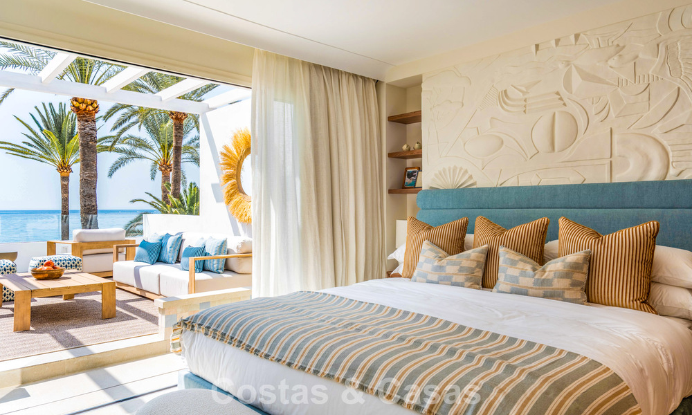 Luxueuse propriété en bord de mer avec vue sur la mer, à vendre, sur la plage, sur le prestigieux Golden Mile de Marbella 785349