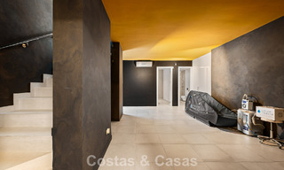 Villa moderniste à vendre dans une résidence privée entourée de verdure, sur le New Golden Mile, entre Marbella et Estepona 785387 