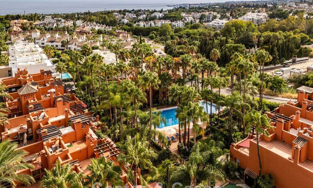Maison mitoyenne de prestige à vendre dans un complexe résidentiel exclusif sur le Golden Mile de Marbella 785404
