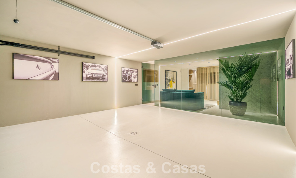 Maison mitoyenne de prestige à vendre dans un complexe résidentiel exclusif sur le Golden Mile de Marbella 785413