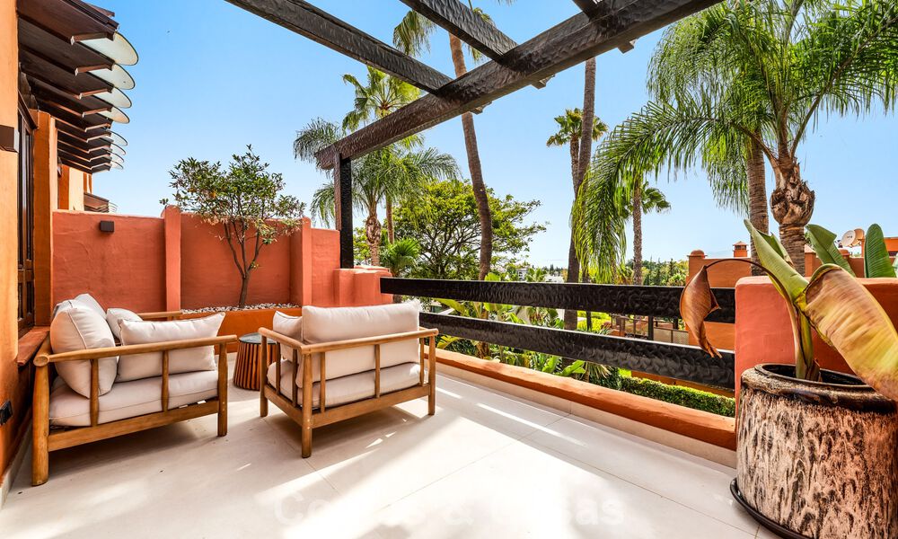 Maison mitoyenne de prestige à vendre dans un complexe résidentiel exclusif sur le Golden Mile de Marbella 785423