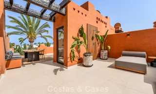 Maison mitoyenne de prestige à vendre dans un complexe résidentiel exclusif sur le Golden Mile de Marbella 785429 