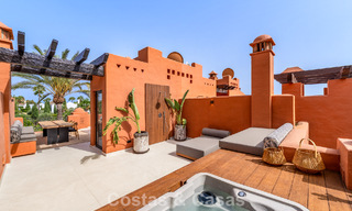 Maison mitoyenne de prestige à vendre dans un complexe résidentiel exclusif sur le Golden Mile de Marbella 785430 