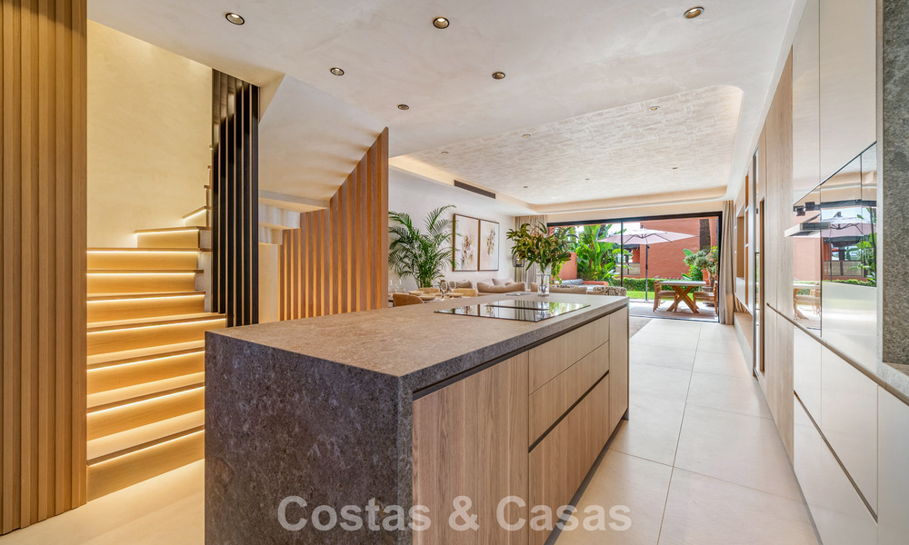 Maison mitoyenne de prestige à vendre dans un complexe résidentiel exclusif sur le Golden Mile de Marbella 785439