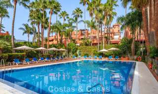 Maison mitoyenne de prestige à vendre dans un complexe résidentiel exclusif sur le Golden Mile de Marbella 785450 