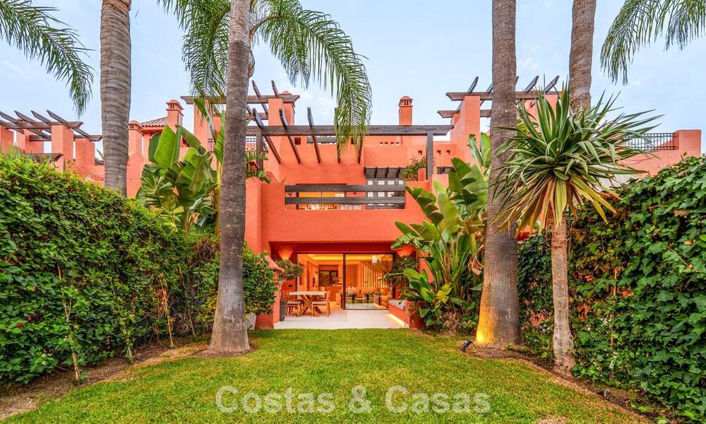 Maison mitoyenne de prestige à vendre dans un complexe résidentiel exclusif sur le Golden Mile de Marbella 785451