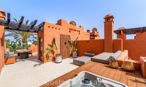 Maison mitoyenne de prestige à vendre dans un complexe résidentiel exclusif sur le Golden Mile de Marbella 785457