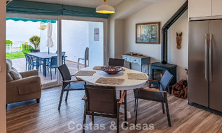 Spacieuse maison de plage, prête à emménager, avec vue sur la mer, à vendre, adjacente à la plage, près d'Estepona 785472 