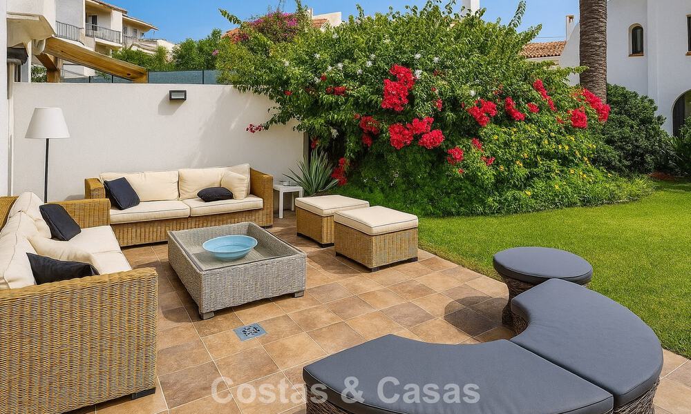 Spacieuse maison de plage, prête à emménager, avec vue sur la mer, à vendre, adjacente à la plage, près d'Estepona 785483
