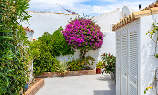 Charmantes propriétés à vendre dans une résidence en bord de mer près du centre d’Estepona 808322 