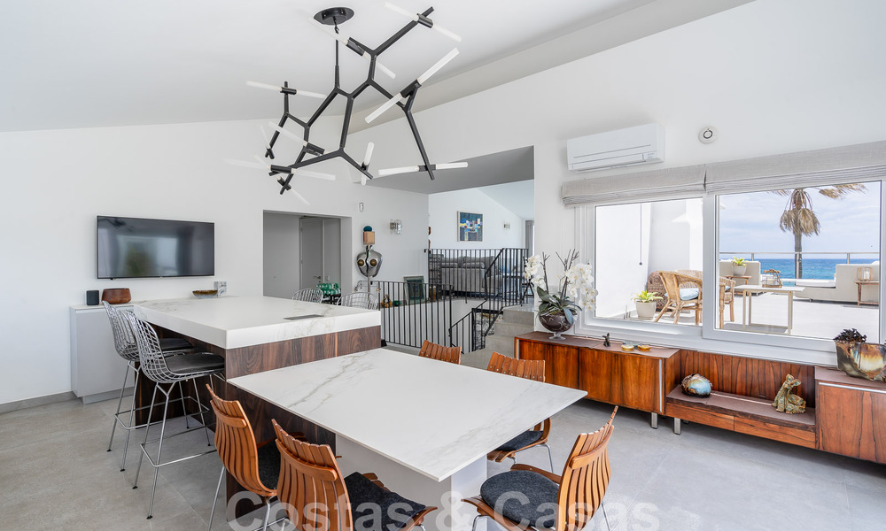 Charmantes propriétés à vendre dans une résidence en bord de mer près du centre d’Estepona 808326