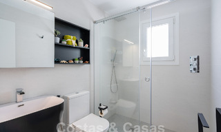 Charmantes propriétés à vendre dans une résidence en bord de mer près du centre d’Estepona 808331 