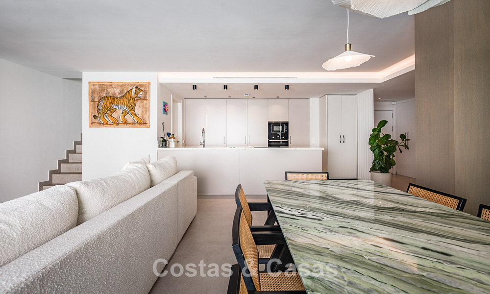 Penthouse moderne de luxe avec un spacieux solarium à vendre, proche des commodités et de la plage à San Pedro, Marbella 785488