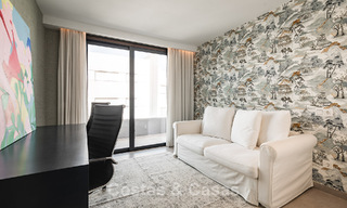 Penthouse moderne de luxe avec un spacieux solarium à vendre, proche des commodités et de la plage à San Pedro, Marbella 785495 