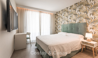 Penthouse moderne de luxe avec un spacieux solarium à vendre, proche des commodités et de la plage à San Pedro, Marbella 785497 