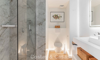 Appartement contemporain rénové de 3 chambres avec vue dégagée sur la mer à vendre à l'est du centre de Marbella 785508 