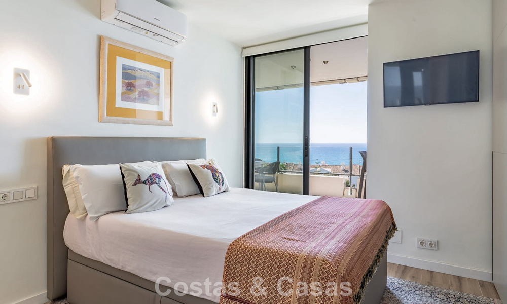 Appartement contemporain rénové de 3 chambres avec vue dégagée sur la mer à vendre à l'est du centre de Marbella 785512