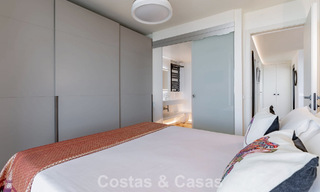 Appartement contemporain rénové de 3 chambres avec vue dégagée sur la mer à vendre à l'est du centre de Marbella 785518 