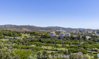 Appartement contemporain rénové de 3 chambres avec vue dégagée sur la mer à vendre à l'est du centre de Marbella 785519 