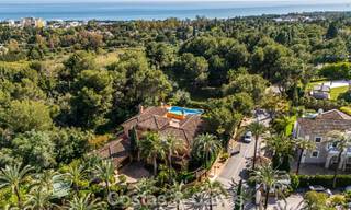Spacieuse villa espagnole de luxe à vendre dans un quartier résidentiel privé du Golden Mile de Marbella 785682 