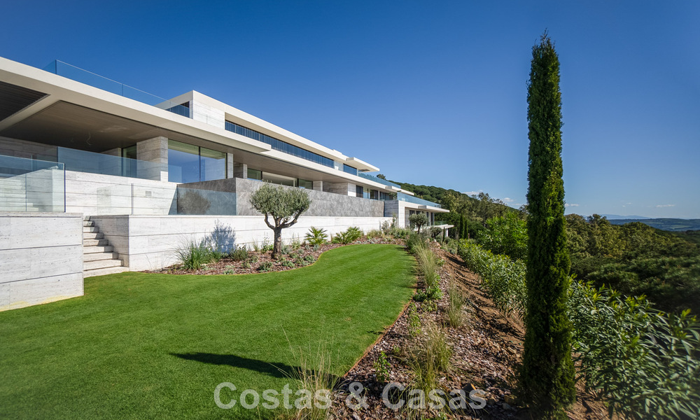 Villa neuve de luxe à vendre avec vue sur la mer, dans un quartier résidentiel sécurisé et surveillé 24/7 à Sotogrande, Costa del Sol 785638