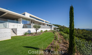 Villa neuve de luxe à vendre avec vue sur la mer, dans un quartier résidentiel sécurisé et surveillé 24/7 à Sotogrande, Costa del Sol 785638 