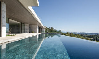 Villa neuve de luxe à vendre avec vue sur la mer, dans un quartier résidentiel sécurisé et surveillé 24/7 à Sotogrande, Costa del Sol 785640 