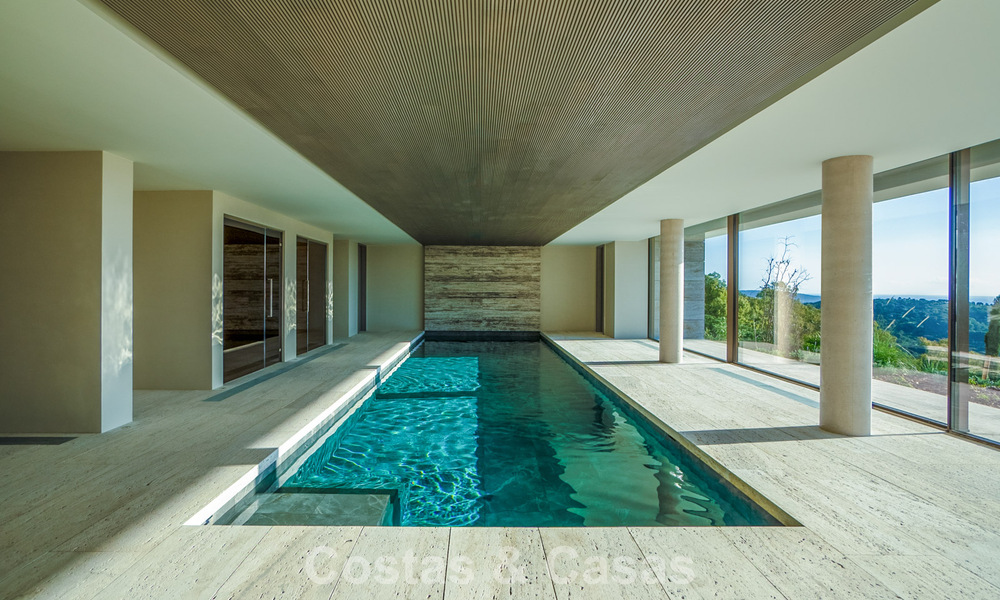 Villa neuve de luxe à vendre avec vue sur la mer, dans un quartier résidentiel sécurisé et surveillé 24/7 à Sotogrande, Costa del Sol 785656