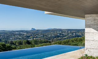 Villa neuve de luxe à vendre avec vue sur la mer, dans un quartier résidentiel sécurisé et surveillé 24/7 à Sotogrande, Costa del Sol 785665 